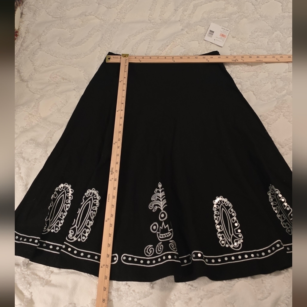 NWT Sag Harbor Cotton Black & White Skirt, Size 10 (315) - Picture 7 of 7